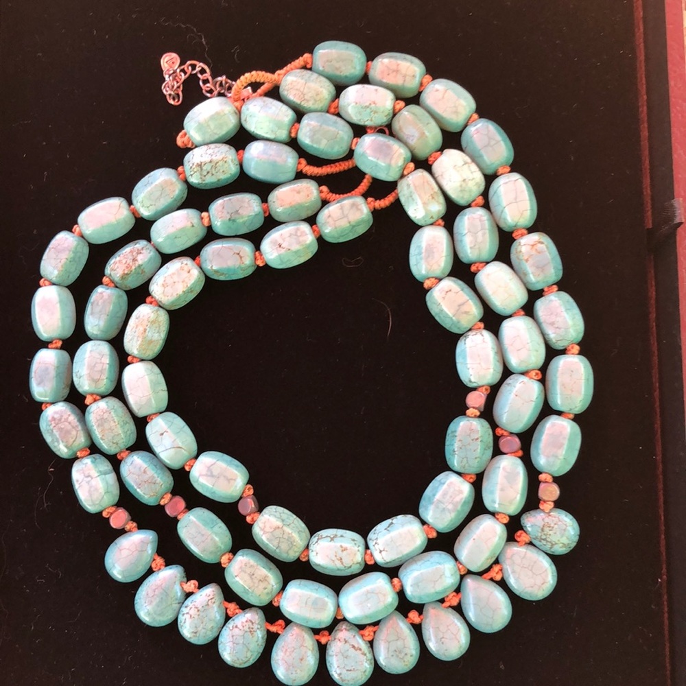 Howlite, Sterling Silver Necklace.